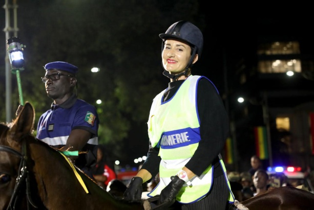 Retraite aux flambeaux : La présence des gendarmes blanches... Retraite aux flambeaux : La présence des gendarmes blanches...