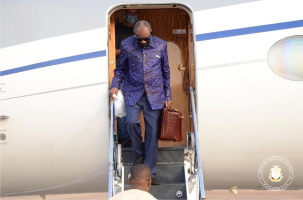 Alpha Condé rentre à Conakry après un séjour médical aux Émirats Arabes Unis Alpha Condé rentre à Conakry après un séjour médical aux Émirats Arabes Unis