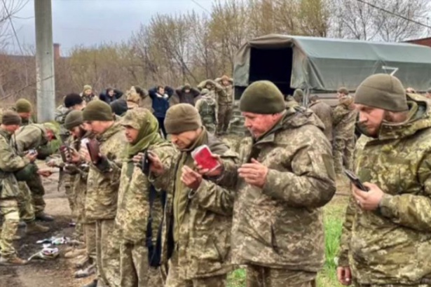 1 026 soldats ukrainiens ont déposé les armes à Marioupol.... le point au 49e jour de l’offensive