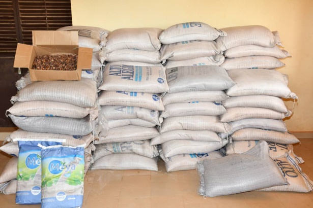 AIBD - RSE : Un important don de sucre, de lait et de dattes offerts aux populations de Diass et Keur Mousseu