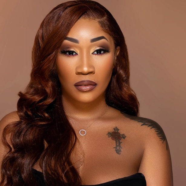 Emma Lohoues livre un message puissant aux Ivoiriens Emma Lohoues livre un message puissant aux Ivoiriens