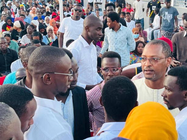 Un don de 10.000 tickets, chaque amicale 500mille FCFA... ces mesures fortes prises par le maire de Kolda, Mame Boye Diao Un don de 10.000 tickets, chaque amicale 500mille FCFA... ces mesures fortes prises par le maire de Kolda, Mame Boye Diao