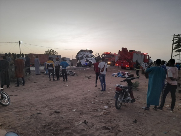 KAOLACK : six morts dans un accident de la circulation KAOLACK : six morts dans un accident de la circulation