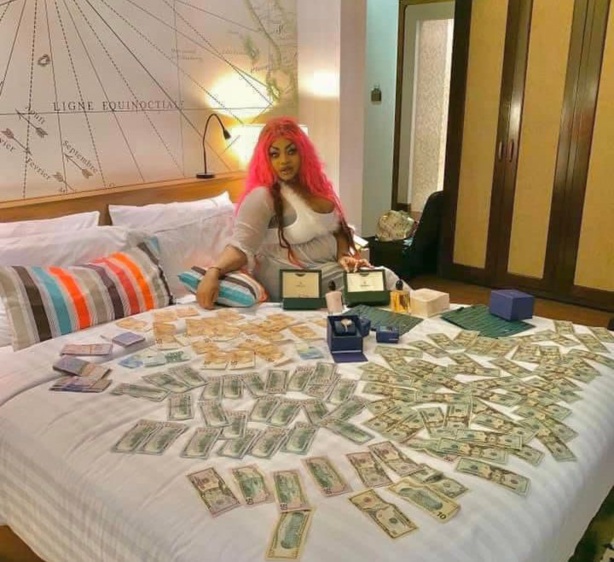 Eudoxie Yao révèle :"Mon anniversaire a été financé par un milliardaire..." Eudoxie Yao révèle :"Mon anniversaire a été financé par un milliardaire..."