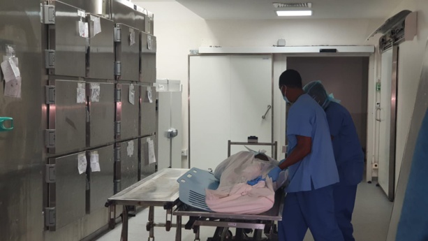 Scandale à l'hôpital de Koalack : Déclaré mort et envoyé à la morgue, un nouveau-né décède finalement Scandale à l'hôpital de Koalack : Déclaré mort et envoyé à la morgue, un nouveau-né décède finalement