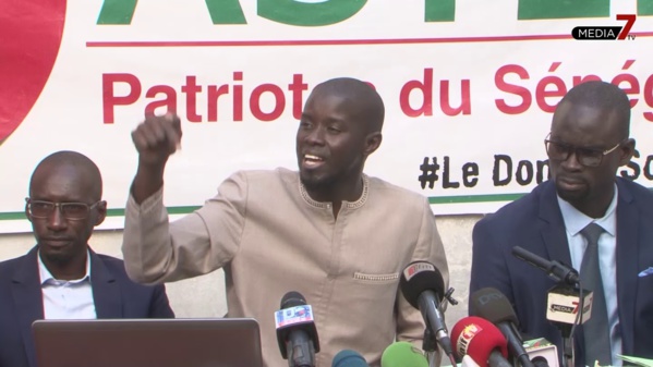 «Le Conseil constitutionnel dit que le dépassement du nombre de parrains lors du dépôt suffit pour rendre une candidature irrecevable»( Bassirou Diomaye Faye ) «Le Conseil constitutionnel dit que le dépassement du nombre de parrains lors du dépôt suffit pour rendre une candidature irrecevable»( Bassirou Diomaye Faye )