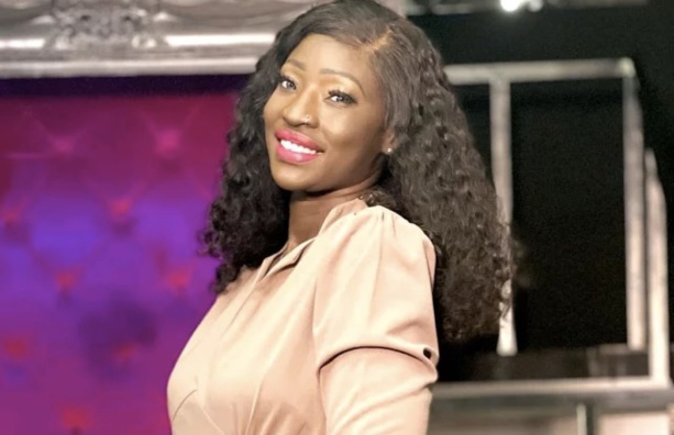 L’actrice Coumba de la série « Infidèles » L’actrice Coumba de la série « Infidèles »