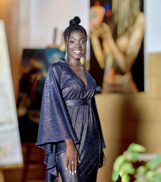 L’actrice Yakhara Gueye alias Ndeye Marie dans une superbe tenue L’actrice Yakhara Gueye alias Ndeye Marie dans une superbe tenue