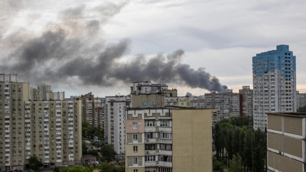Guerre en Ukraine: les forces russes frappent Kiev après plus d'un mois d'accalmie