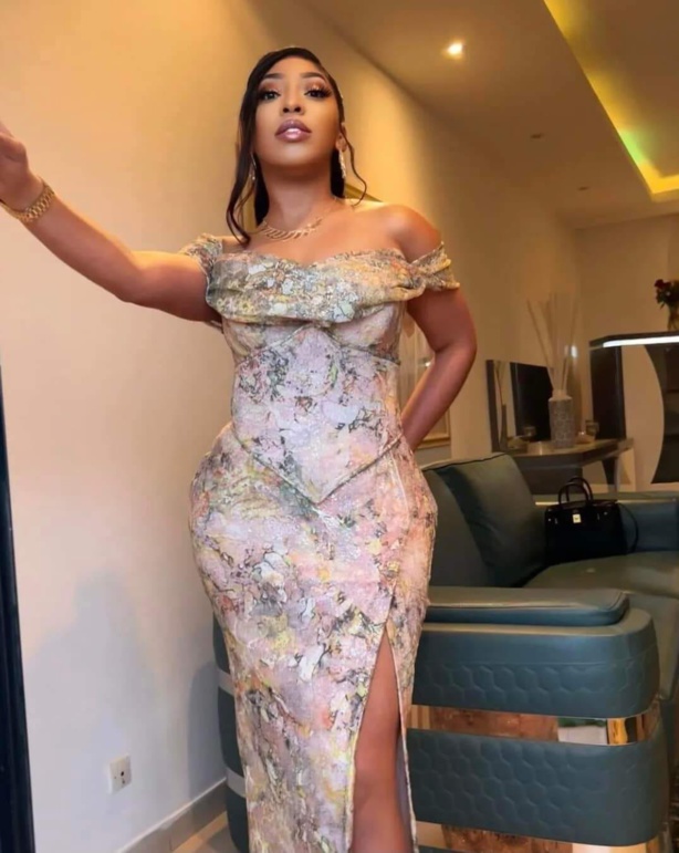 Supposé projet de mariage avec Sadio Mané : la fille de Viviane Chidid a t-elle réussi son coup médiatique? Supposé projet de mariage avec Sadio Mané : la fille de Viviane Chidid a t-elle réussi son coup médiatique?