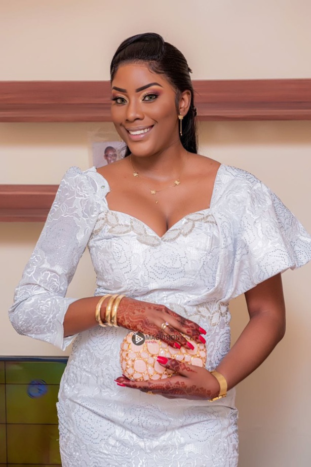 Alias Tah, la nouvelle belle femme de Tahirou Sarr Alias Tah, la nouvelle belle femme de Tahirou Sarr