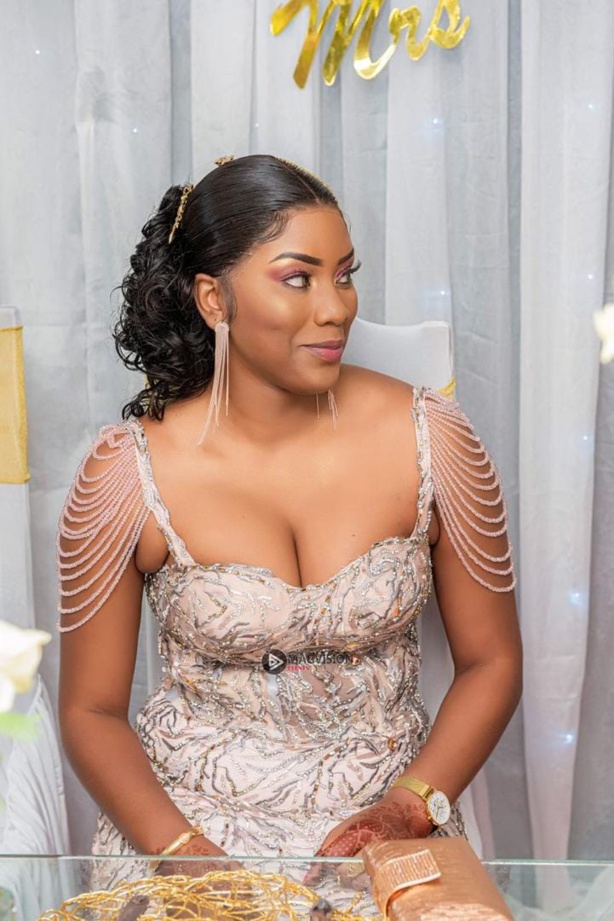 Alias Tah, la nouvelle belle femme de Tahirou Sarr Alias Tah, la nouvelle belle femme de Tahirou Sarr