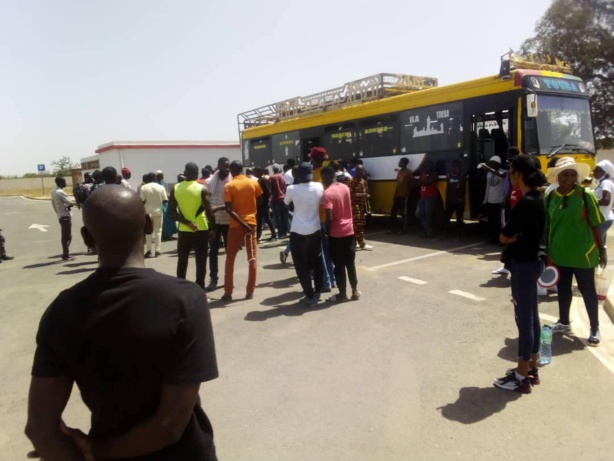 Des convois des militants de l'opposition en provenance des régions bloqués par la gendarmerie et la police