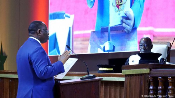 Limitation des mandats : Macky Sall refuse de signer le protocole de la CEDEAO Limitation des mandats : Macky Sall refuse de signer le protocole de la CEDEAO