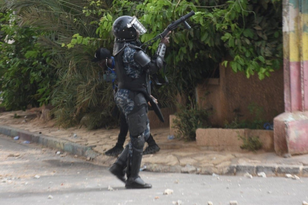 Bignona : Un gendarme zélé tue un manifestant Bignona : Un gendarme zélé tue un manifestant