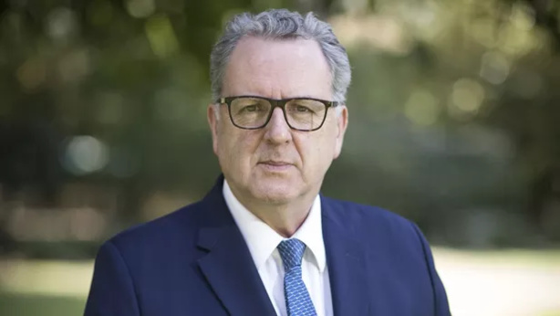 France : Le président de l’Assemblée nationale battu chez lui France : Le président de l’Assemblée nationale battu chez lui