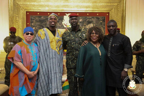 Guinée : voilà pourquoi Akon, Salif Keita, Paul Pogba...ont été reçus par le colonel Mamady Doumbya Guinée : voilà pourquoi Akon, Salif Keita, Paul Pogba...ont été reçus par le colonel Mamady Doumbya