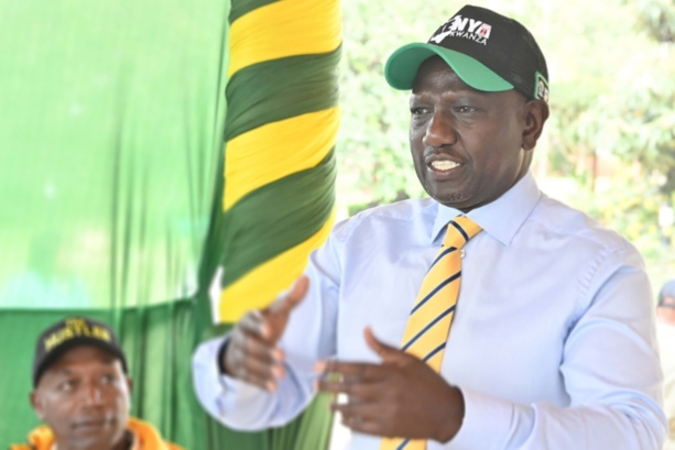 Kenya : William Ruto promet "d'expulser des Chinois" s'il est élu Kenya : William Ruto promet "d'expulser des Chinois" s'il est élu