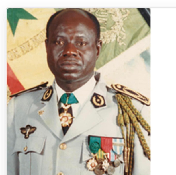 Thies : Le camp militaire porte désormais le nom du Général Louis Tavarez Da Souza Thies : Le camp militaire porte désormais le nom du Général Louis Tavarez Da Souza