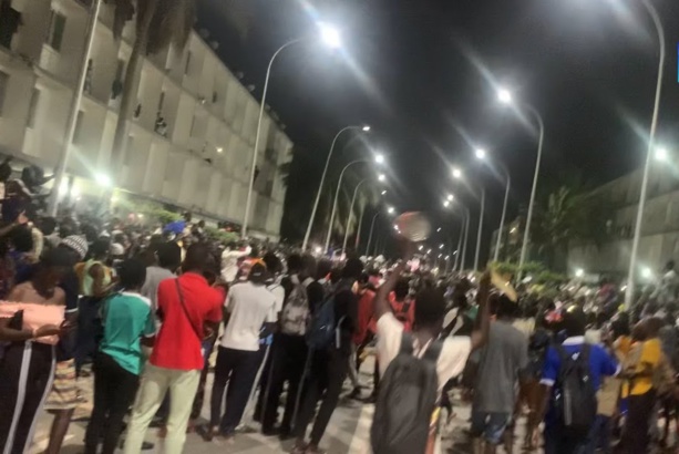 Concert de casseroles à l’UCAD : Deux étudiants poignardés par...