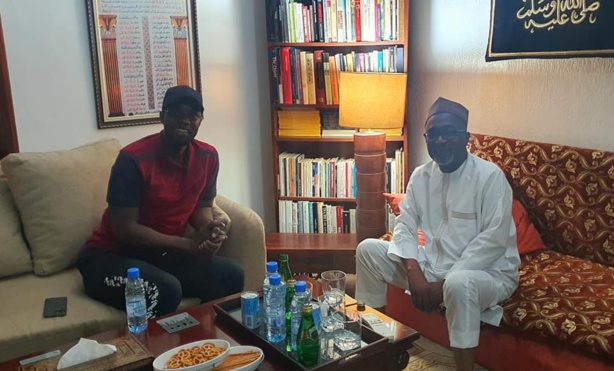 Amadou Tidiane Wone apres avoir reçu Sonko: "j'ai échangé avec un jeune sénégalais qui en veut pour son pays" Amadou Tidiane Wone apres avoir reçu Sonko: "j'ai échangé avec un jeune sénégalais qui en veut pour son pays"