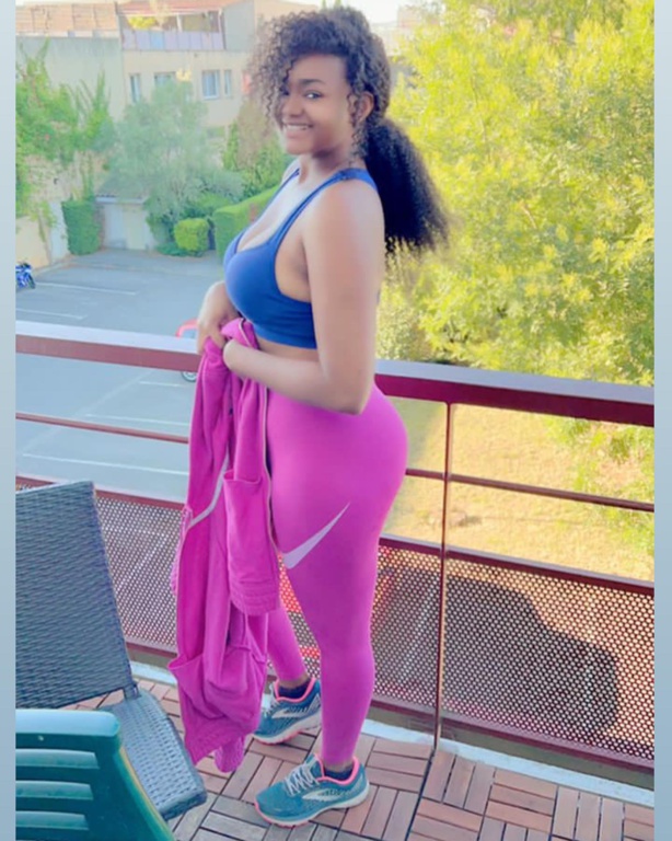 Fama Thioune de plus en plus mimi, ravissante... en mode training Fama Thioune de plus en plus mimi, ravissante... en mode training