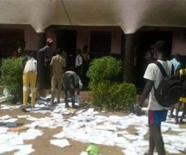 Saccage lycée de Yoff : les 16 fautifs lourdement sanctionnés Saccage lycée de Yoff : les 16 fautifs lourdement sanctionnés