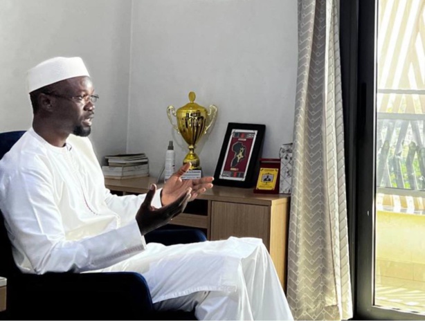 Yewwi Askan Wi lance une nouvelle collecte de fonds et encaisse plus de 10 millions en une journée Yewwi Askan Wi lance une nouvelle collecte de fonds et encaisse plus de 10 millions en une journée