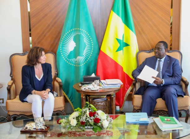 La nouvelle Directrice du Groupe "Orange" reçue au Palais La nouvelle Directrice du Groupe "Orange" reçue au Palais