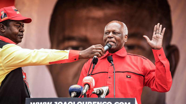 Les enfants dos Santos acceptent que leur père soit inhumé en Angola