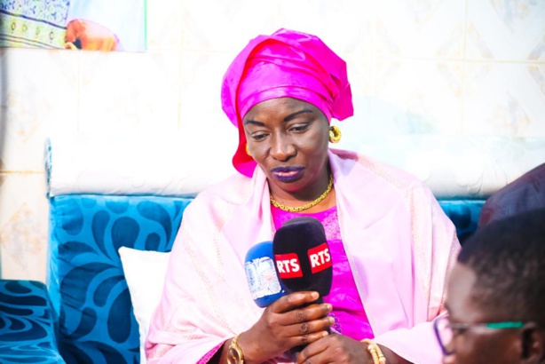 Mimi Touré avec ses nombreuses conditions, a-t-elle fui un débat public avec Ousmane Sonko ?