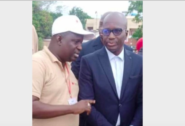 Omar Boun Khatab Sylla, Directeur Général "Dakar Dem Dikk", un homme très ambitieux et qui ne fait pas de bruit. Omar Boun Khatab Sylla, Directeur Général "Dakar Dem Dikk", un homme très ambitieux et qui ne fait pas de bruit.