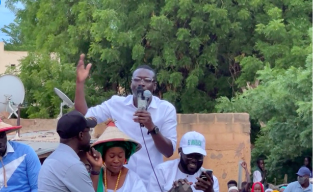 Transhumance de la tête de liste de YAW à Linguere : Oumar Sy dément formellement Transhumance de la tête de liste de YAW à Linguere : Oumar Sy dément formellement