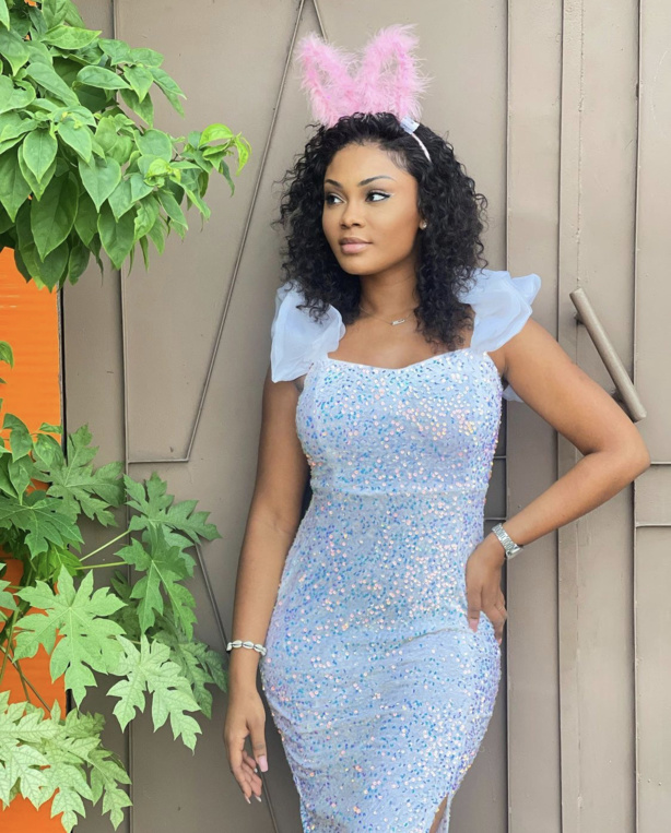 Marie Paule Adje et sa nouvelle tenue Marie Paule Adje et sa nouvelle tenue