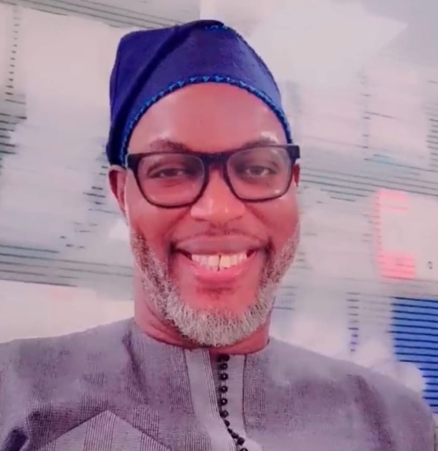 ISMAEL MODIOR FALL VS IBRAHIMA FALL : La « Baffe » de l’élève à son Maitre (Par Samba Souba Sarr) ISMAEL MODIOR FALL VS IBRAHIMA FALL : La « Baffe » de l’élève à son Maitre (Par Samba Souba Sarr)