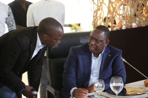  Macky SALL va-t-il se séparer de Yakham Mbaye pour sauver le Quotidien National “Le Soleil" ?
