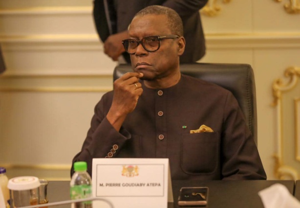 Atepa Goudiaby dans le prochain gouvernement de Macky ? Atepa Goudiaby dans le prochain gouvernement de Macky ?