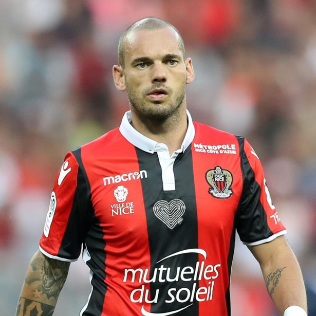 Comment Wesley Sneijder a-t-il joué à "Nice"? Comment Wesley Sneijder a-t-il joué à "Nice"?