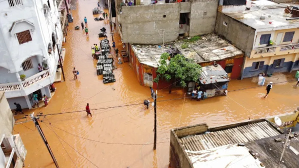 Inondations à Dakar : Plusieurs familles passeront la nuit à la belle étoile