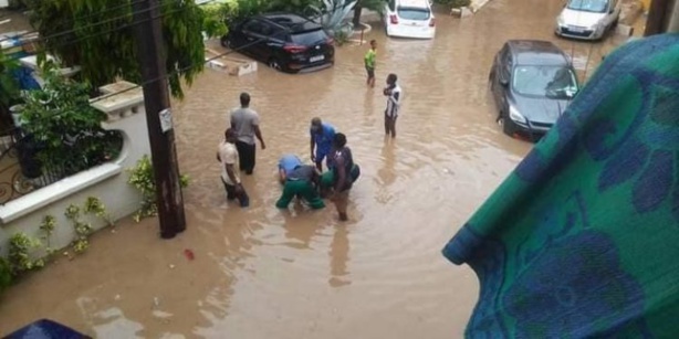 Inondations à Dakar : 5 décès par électrocution en trois jours Inondations à Dakar : 5 décès par électrocution en trois jours