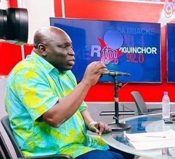 « La bêtise insiste toujours, Madiambal tu as tout faux », par Malang Touré « La bêtise insiste toujours, Madiambal tu as tout faux », par Malang Touré