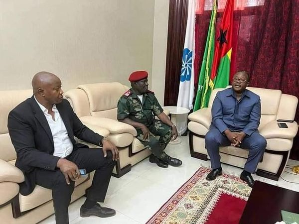 Guinée Bissau : Le Président Embaló limoge tous ses conseillers