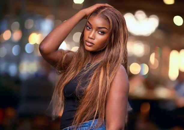 La charmante jeune artiste Jarrah brille !!!