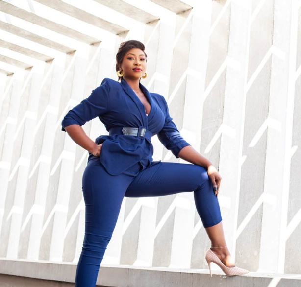 L'actrice Ivoirienne Kadhy Toure se fait parler d'elle L'actrice Ivoirienne Kadhy Toure se fait parler d'elle