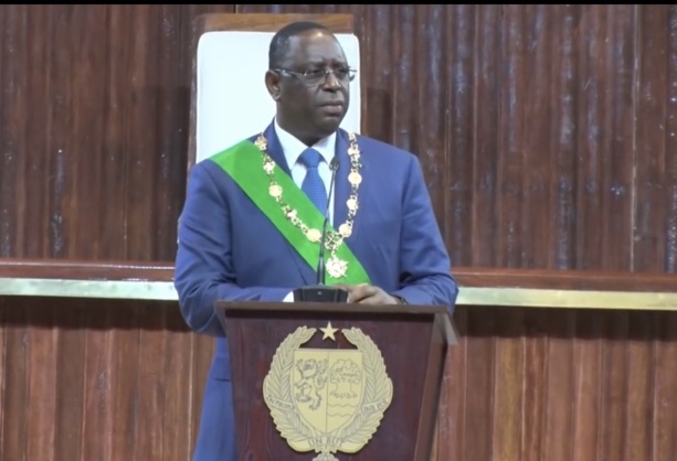 Entre le marteau de l’opposition et l’enclume d’une rébellion interne : Macky Sall n’a qu’une seule option, renoncer au 3e mandat