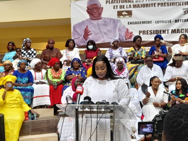 PRÉSIDENTIELLE DE 2024 : Les femmes cadres de BBY exhortent Macky à se présenter