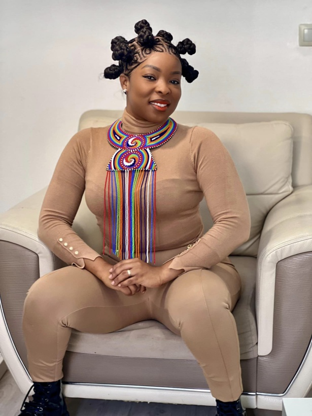 Bangoura Manamba Kante étale son élégance Bangoura Manamba Kante étale son élégance