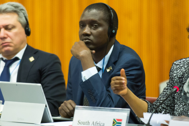 Cession de terrains à la famille Peretz : Yaya Abdoul Kane, Dg de l’Agence du patrimoine bâti confirme Sonko et précise Cession de terrains à la famille Peretz : Yaya Abdoul Kane, Dg de l’Agence du patrimoine bâti confirme Sonko et précise