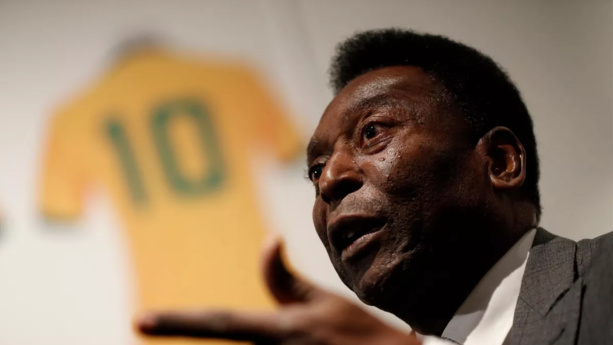 Pelé : "je vais suivre Brésil-Corée du Sud ici à l'hôpital"