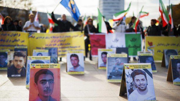 Iran: cinq condamnations à mort pour l'assassinat d'un milicien islamiste Iran: cinq condamnations à mort pour l'assassinat d'un milicien islamiste